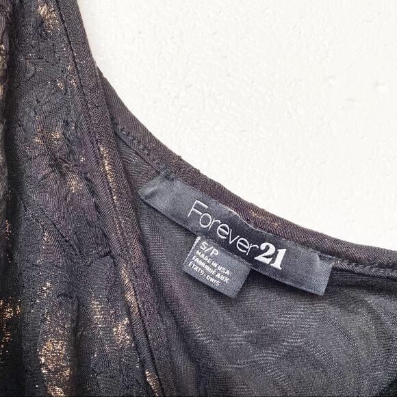 Forever 21 Black and Gold Textured One Shoulder Mini Dress Size Small - Picture 8 of 8